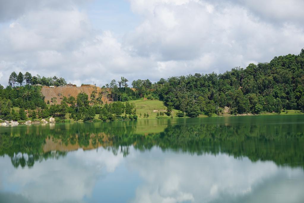 Green Lake Linow Hotel Tomohon Esterno foto
