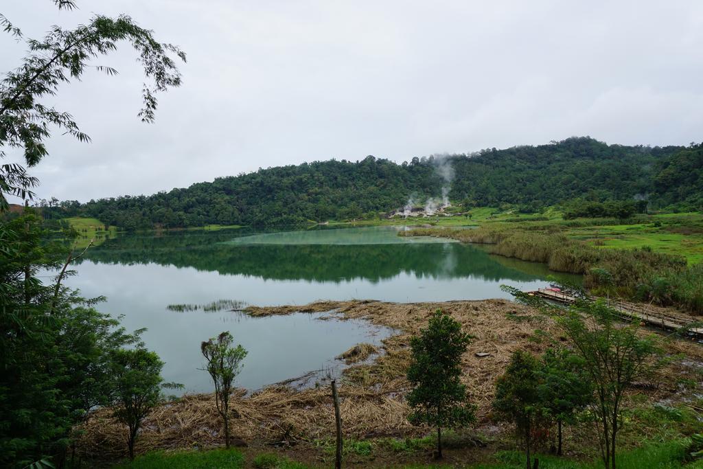 Green Lake Linow Hotel Tomohon Esterno foto
